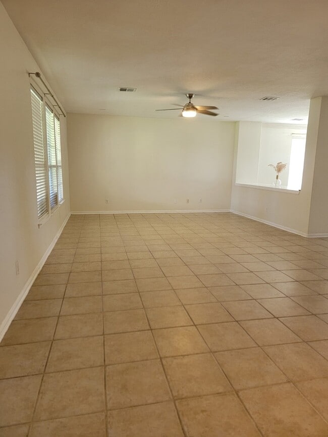 Photo - 2507 Willow Springs Ln