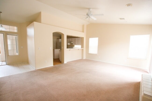 Photo - 1517 Glenrosa Dr