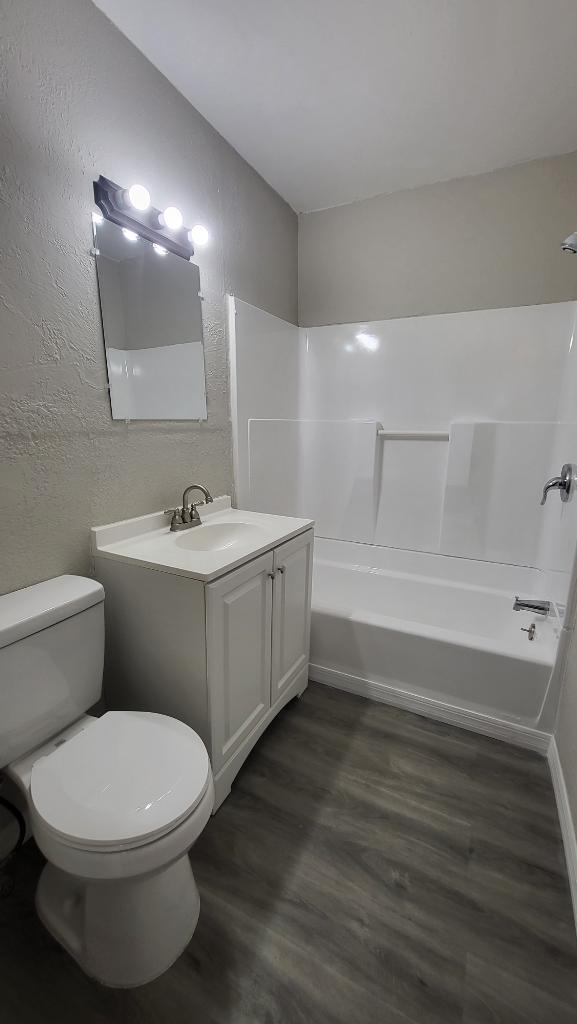 Photo - 230 Delray Ave
