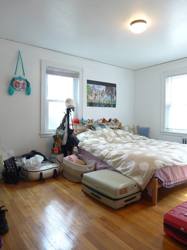 Photo - 22 Radnor Rd Unit 1