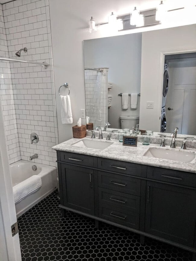 Photo - 204 Magnolia St Unit ID1056140P