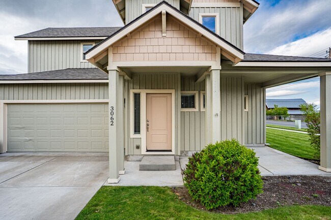 Photo - NE 3 Bdrm, 2 Bath House, Air Conditioning,...