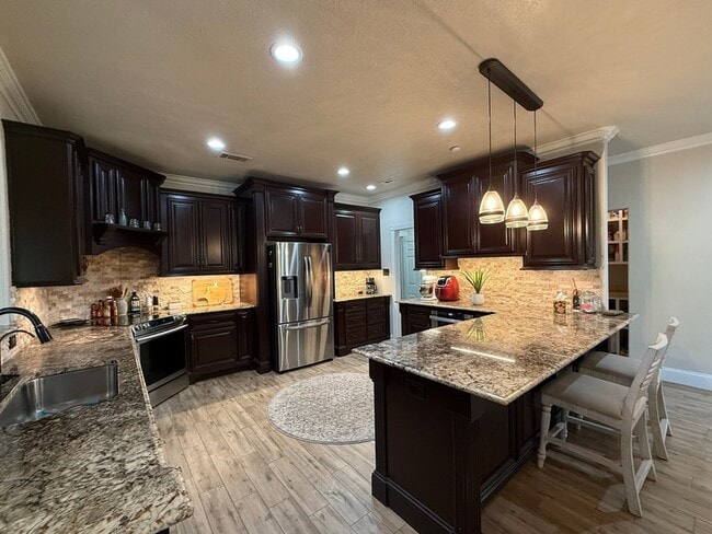 Photo - 5828 Avenue P