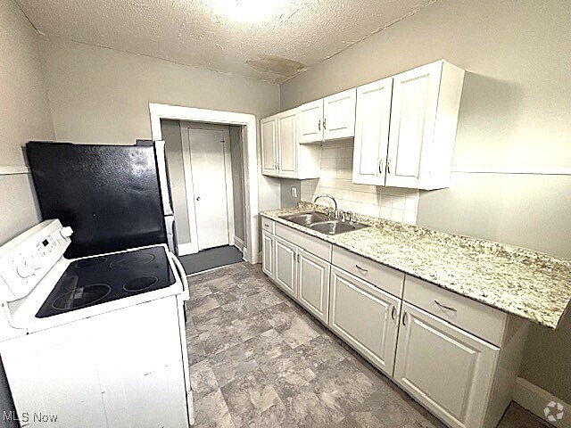 Building Photo - 17118 Broadway Ave Rental