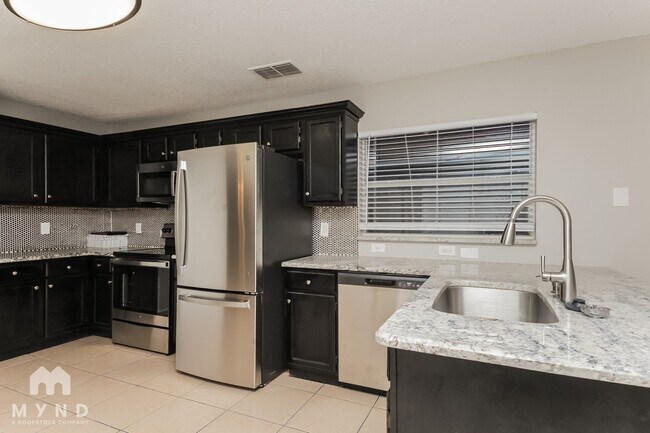 Photo - 9783 Lupine Ave