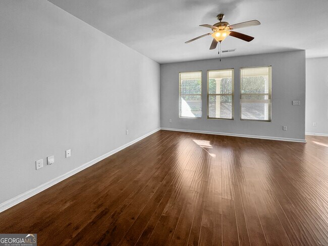 Photo - 116 Daisy Cir