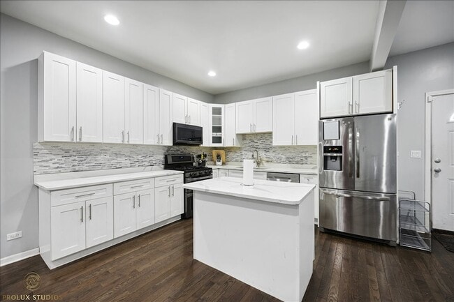 Photo - 352 N Avers Ave