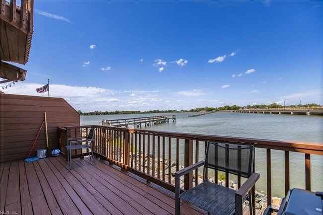 Building Photo - 63 Waters Edge Cir