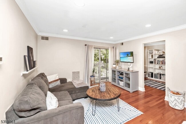 Photo - 52 Brookside Ln