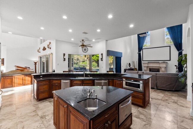 Photo - 14471 Paddock Dr