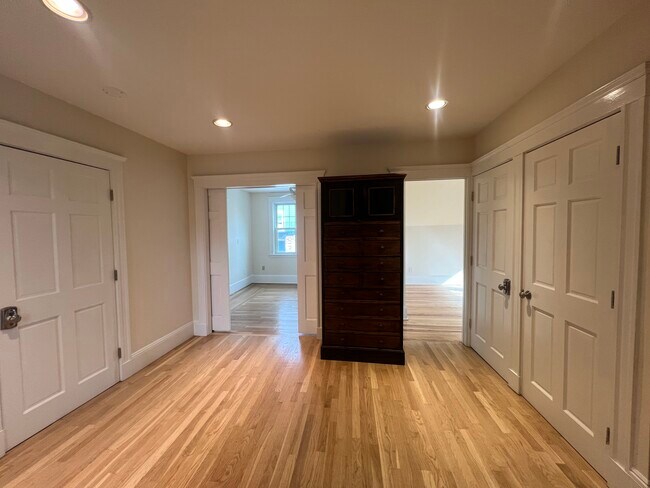 Photo - 50 White St Unit 3