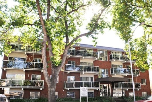 Building Photo - Shangri La