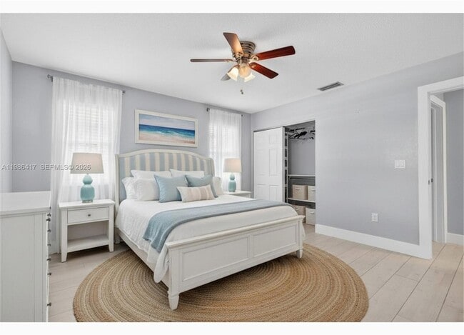 Photo - 217 SE 5th St