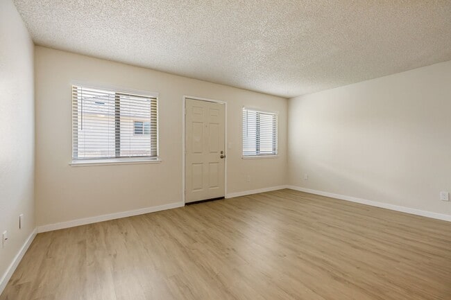 Seabreeze Apartments