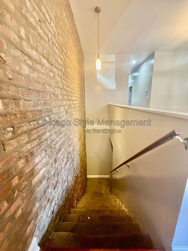 Photo - 5739 S Calumet Ave Unit Apartment 1n