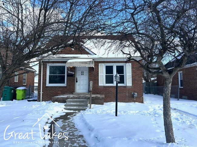 Building Photo - Charming 3 Bedroom 1 Bathroom now available for rent