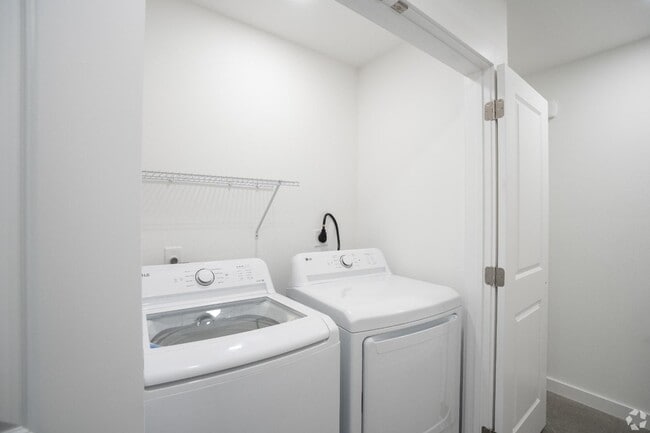 Building Photo - 4013 Peach Ln