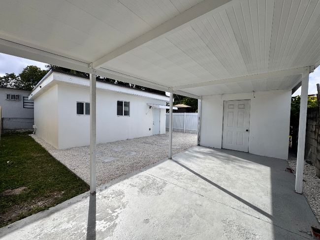 Photo - 1720 NW 34th Ave