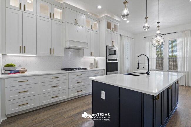 Photo - 237 Kathryn's Ct