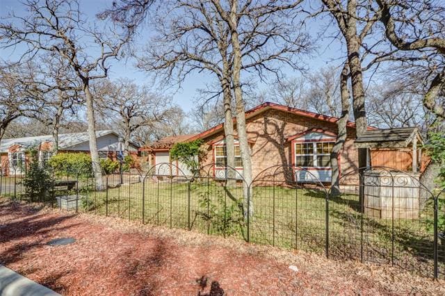 Photo - 1204 King Dr