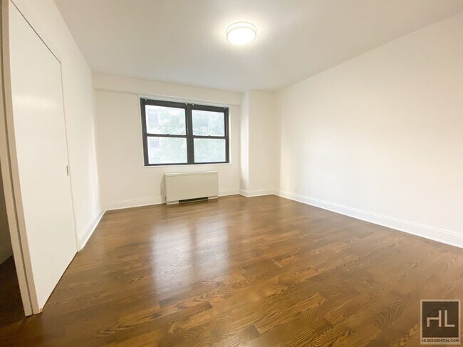 Photo - East 89 Street Unit 2L