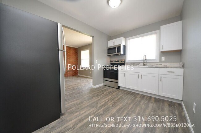 Photo - 30 Westwood Village