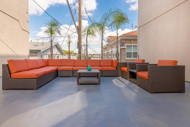 Photo - Regency Palm Court