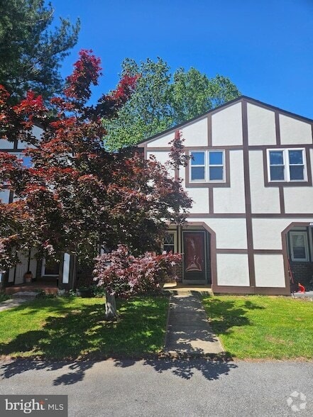 Building Photo - 5424 Jenmatt Dr Rental