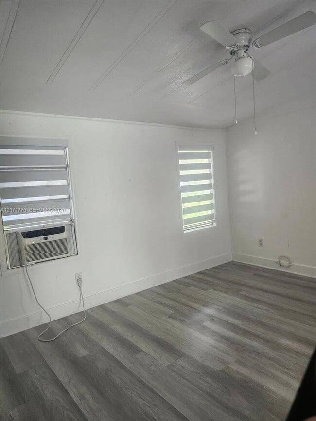 Photo - 13070 SW 11th St Unidad 16