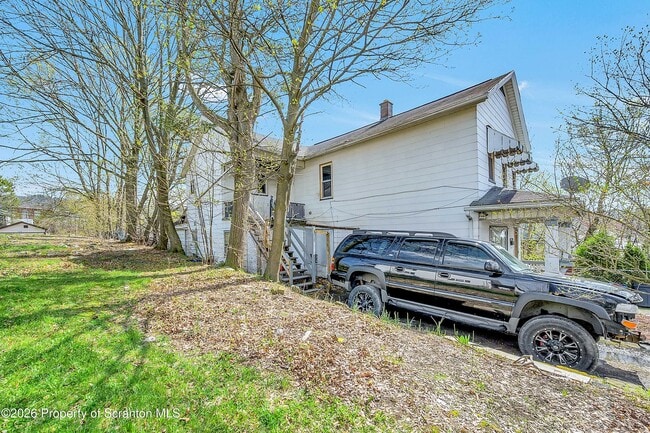 Photo - 1019 S Webster Ave