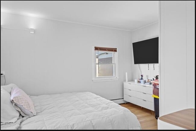 Photo - 68 Wood St Unit 1B