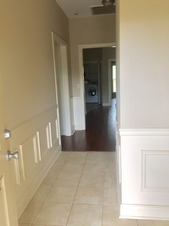 Photo - Fantastic cottage style home!