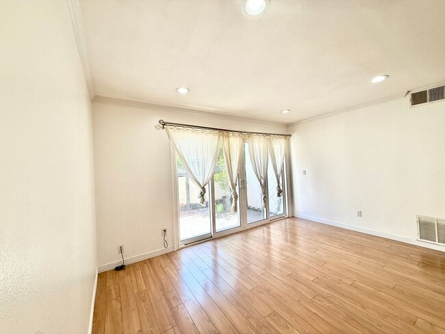 Photo - 2521 W Sunflower Ave Unit P8