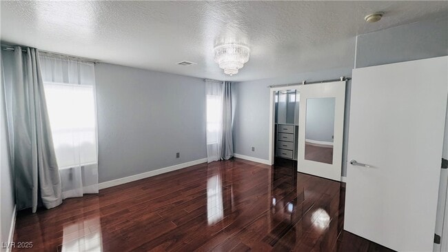 Building Photo - 5317 Tipper Ave
