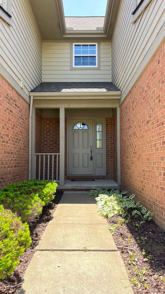 Photo - 771 Taylor St