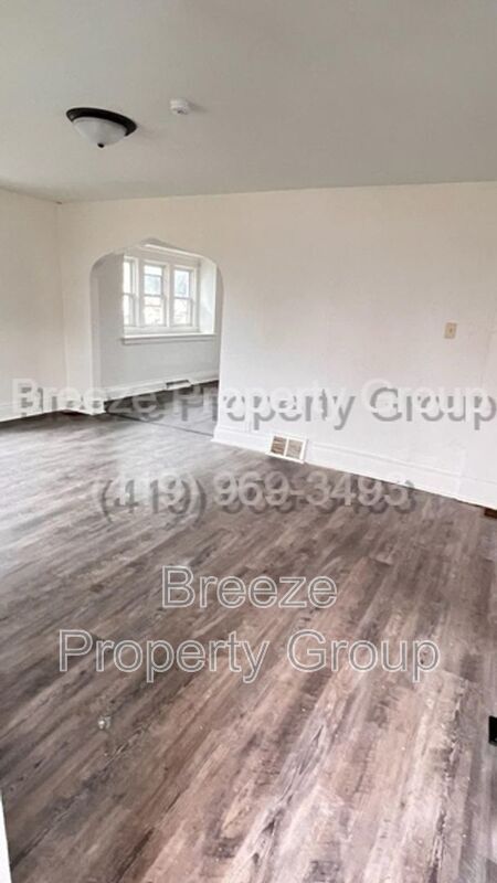 Photo - 1912 Greenwood Ave