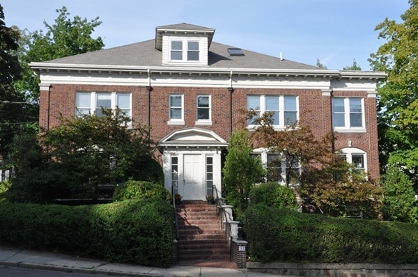 Building Photo - 44 Rawson Rd Unit 44