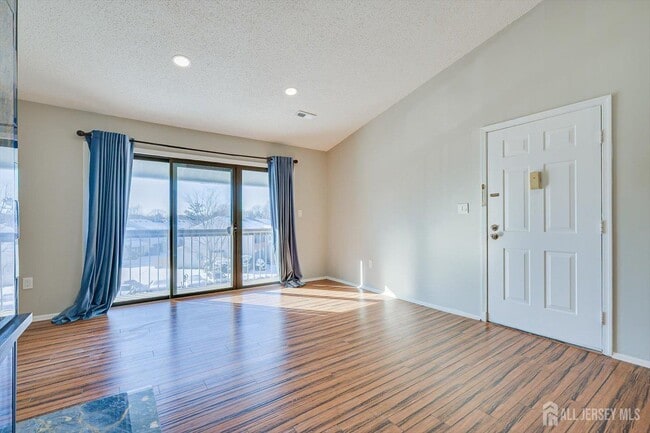 Photo - 344 Danbury Ln Unit 344