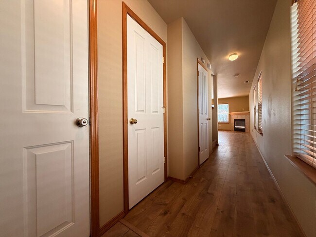 2988 SW Indian Cir