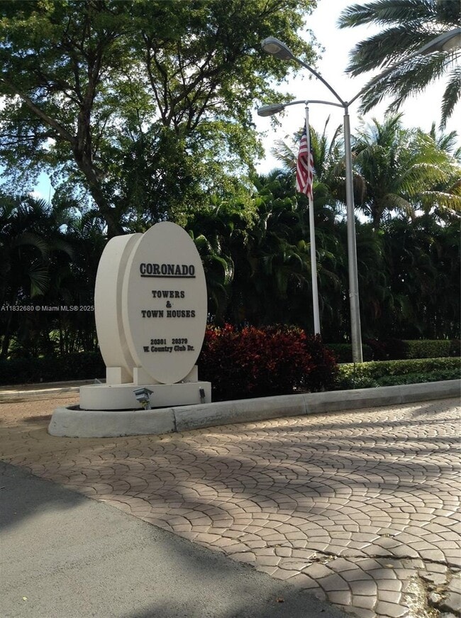 Photo - 20335 W Country Club Dr Unidad 1602 Rental