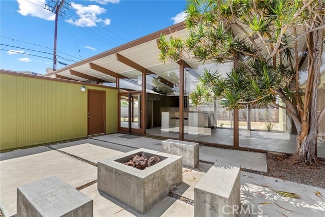 Building Photo - 840 E Palmdale Ave Rental