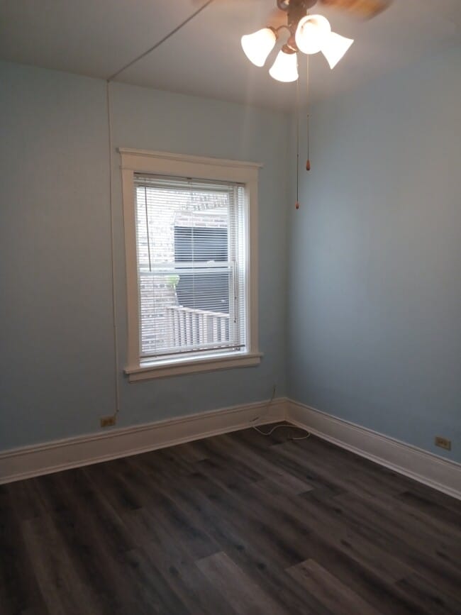 Photo - 3920 N Broadway Unit 302