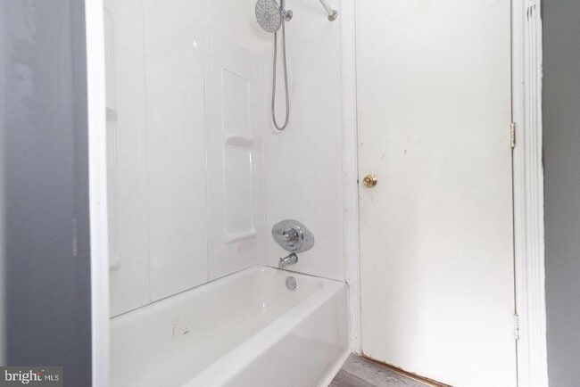 Photo - 313 S Fairview St