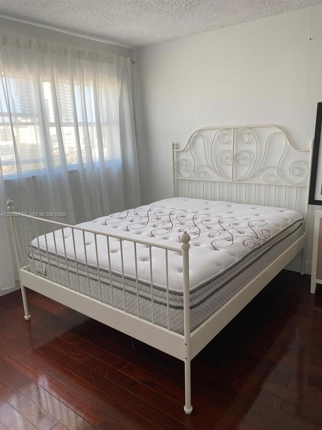 Photo - 1881 Washington Ave Unit 7C