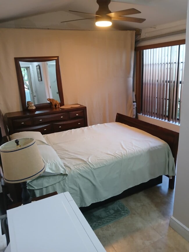 Photo - 525 Westward Dr