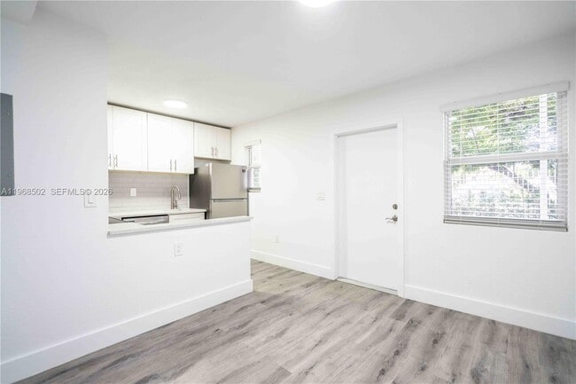 Photo - 1950 NW 2nd Ct Unit 2