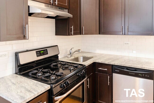 Photo - 1920 W Winona St Unit 1