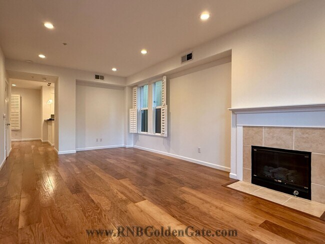 Photo - Gorgeous 3 bedroom, 2 and a half bathroom townhome in Hamilton Field for rent!