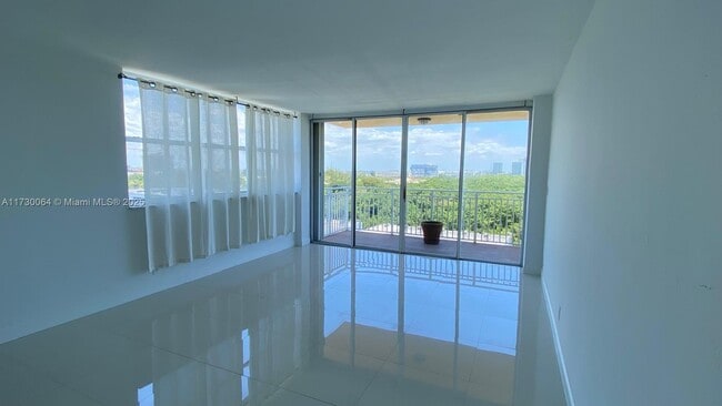 Photo - 2450 NE 135th St Condo Unit 812