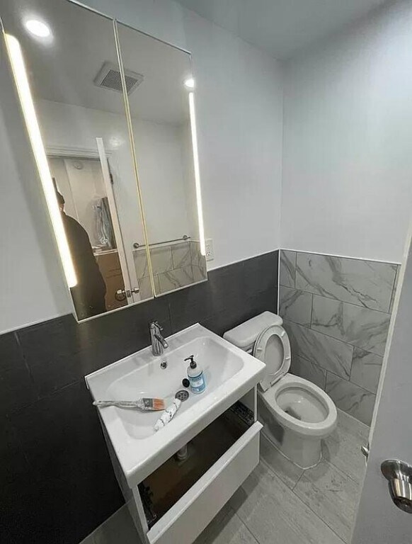 565 Broadway Unidad 02-23